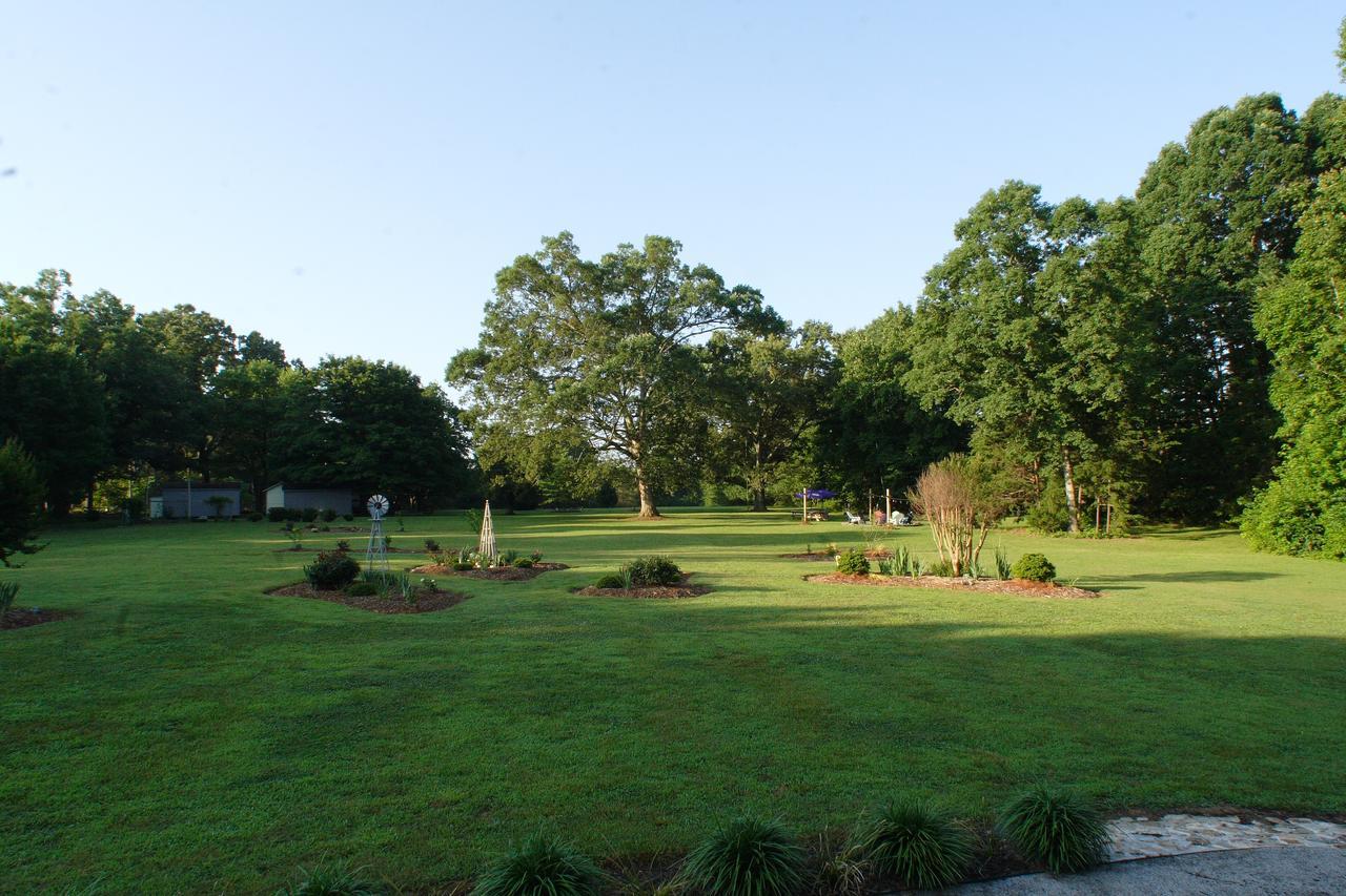 Seven Oaks Bed & Breakfast Highpoint Extérieur photo