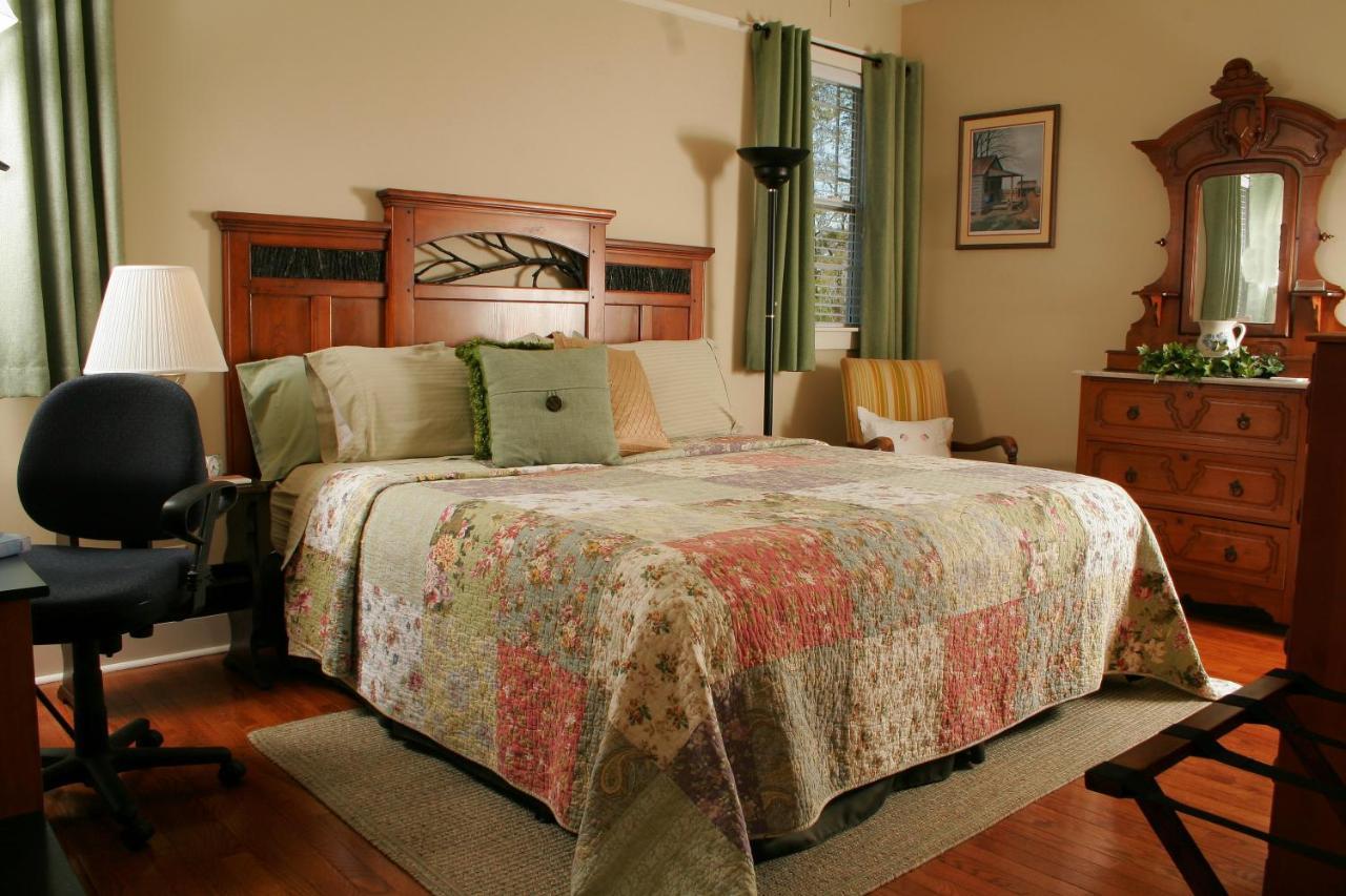 Seven Oaks Bed & Breakfast Highpoint Extérieur photo